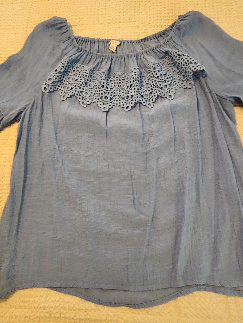 Est 1946 Light Blue Women’s Peasant Blouse Embroidered Lace Trim Gauzy XL